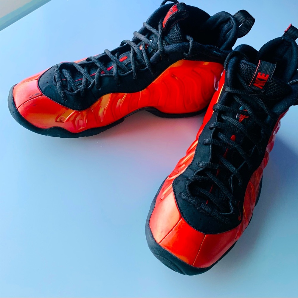 Nike Air Foamposite Rugged Orange Sneakers